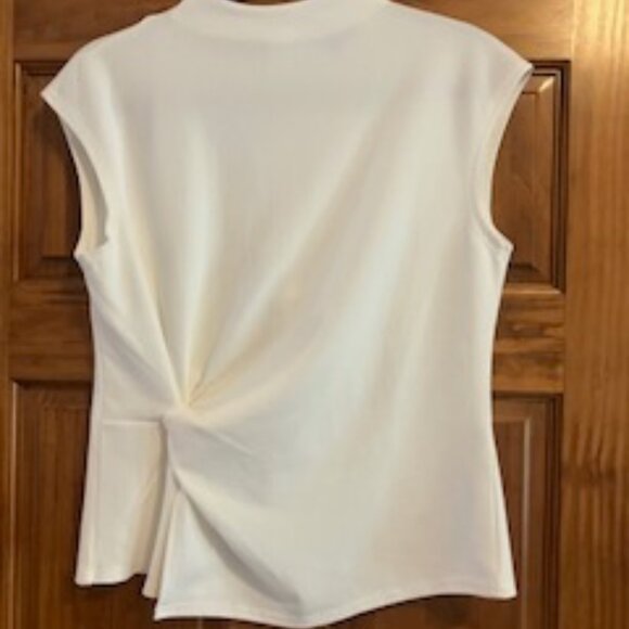 White Top - Picture 1 of 3